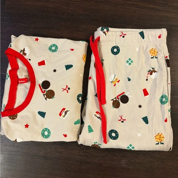 SOLD!! Tim Hortons Timbits Pajama Set - Picture 7 of 8